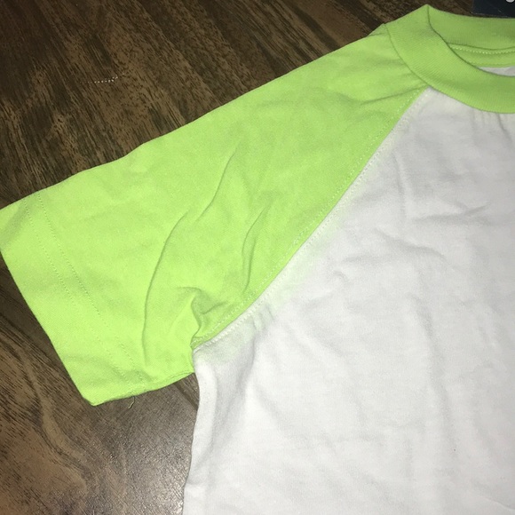 New! Colorblock basic tee - Picture 2 of 2